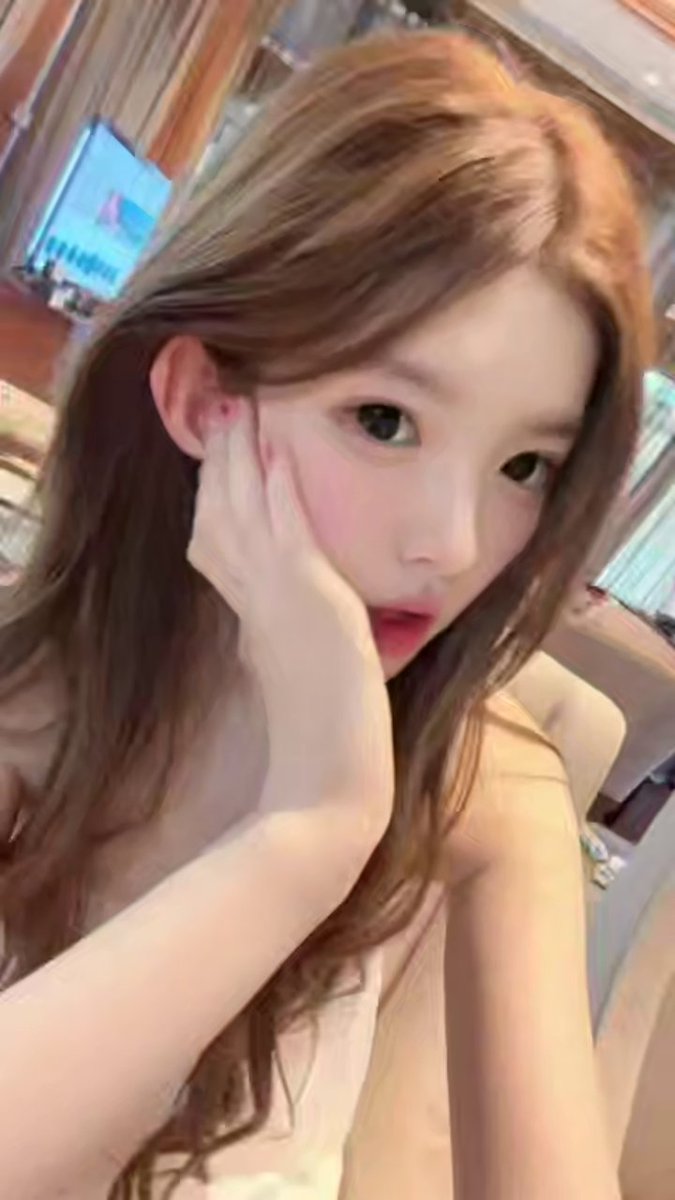 绵绵饿 tweet media