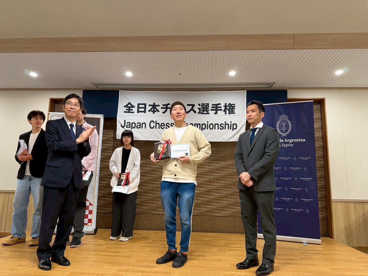 JapanChessFed's tweet photo. 5/4から3日間に渡り『ゴールデンウィークオープン2026』が開催されました。
オープンは5/5ptsでMeiyazhagan Kaviinayanさんが、Group Aは4.5/5ptsで大谷拓也さんがそれぞれ優勝しました。おめでとうございます！  
選手、観戦者、大会運営をお手伝いいただいた皆様、ありがとうございました！  #日本チェス連盟 

最終結果
オープン: https://t.co/K0xhWIStpg
Group A: https://t.co/3mYE9EQunT