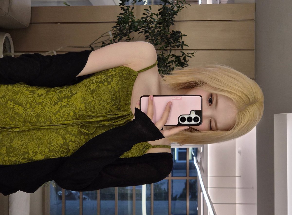 jiwoo pics tweet media
