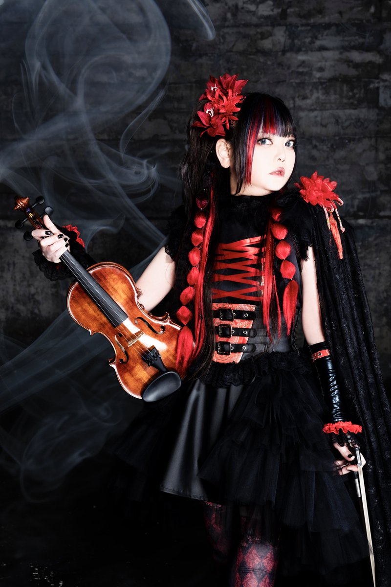 Jill🎻 tweet media