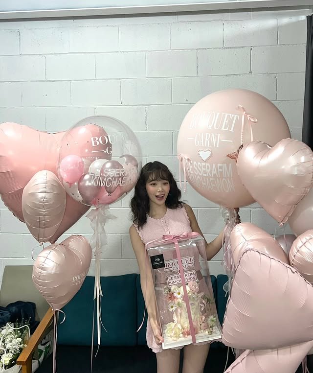 chaewon tweet media