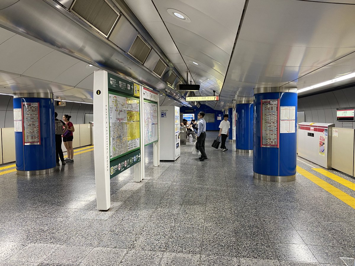 tokyo_passage's tweet photo. 東京メトロが上場したことで都営地下鉄の良さが見えてきたな。株主還元の圧力が薄い分鉄道事業・サービスの深化に集中できるんだよね。ウォシュレットの拡充も進んでいるし、都営まるごときっぷを使えば都電や都営バスもカバー。 https://t.co/IEaBKhMAs0
