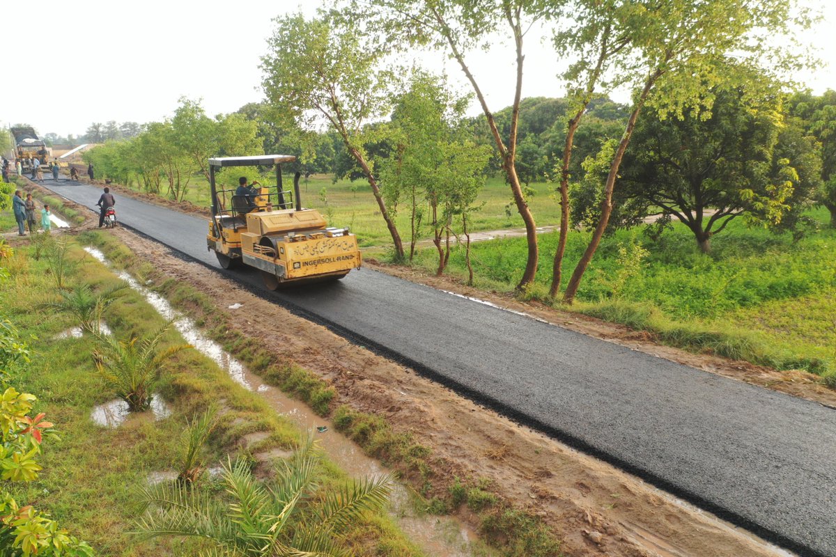 cwdpunjab's tweet photo. #سڑکیں_بحال_پنجاب_خوشحال
Under Chief Minister @MaryamNSharif Roads Restoration Program, rehabilitation of 69 km long, 𝐓𝐚𝐥𝐚𝐠𝐚𝐧𝐠-𝐊𝐚𝐥𝐥𝐚𝐫 𝐊𝐚𝐡𝐚𝐫-𝐂𝐡𝐨𝐚-𝐒𝐚𝐢𝐝𝐞𝐧 Road.
#roadrestorationprogram #localroadsprogram #BuildingPunjab #DevelopingPunjab #PunjabProgress #سوہنے_پنڈ_سوہنیاں_راہنواں #Kalarkahar #Talagang
@SohaibBherthMPA