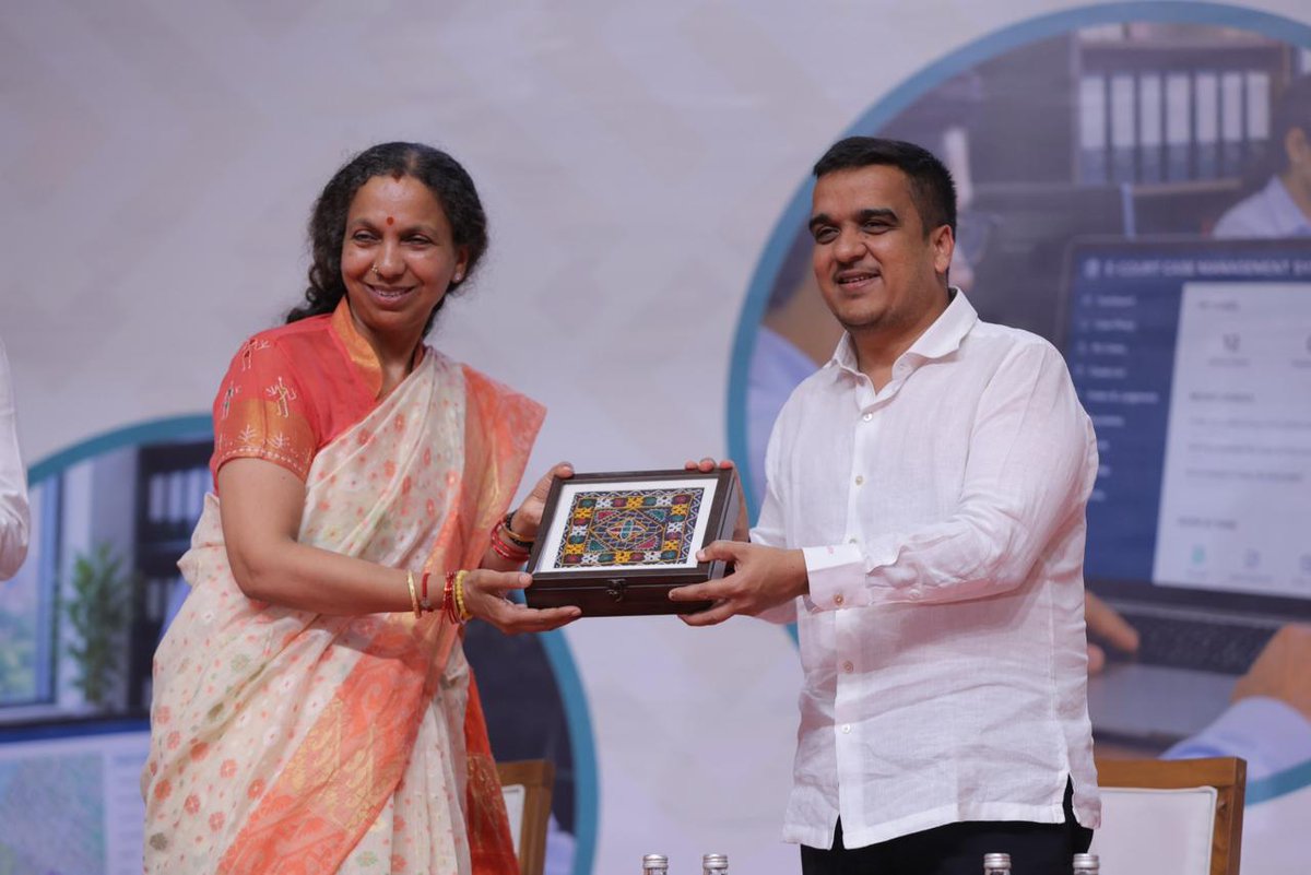 Revenue Dep. Gujarat tweet media