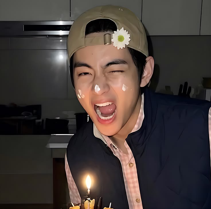 whtthels's tweet photo. happy mensiversary my beloved one @itsskreen 🧡 https://t.co/pW1u7hkuDM