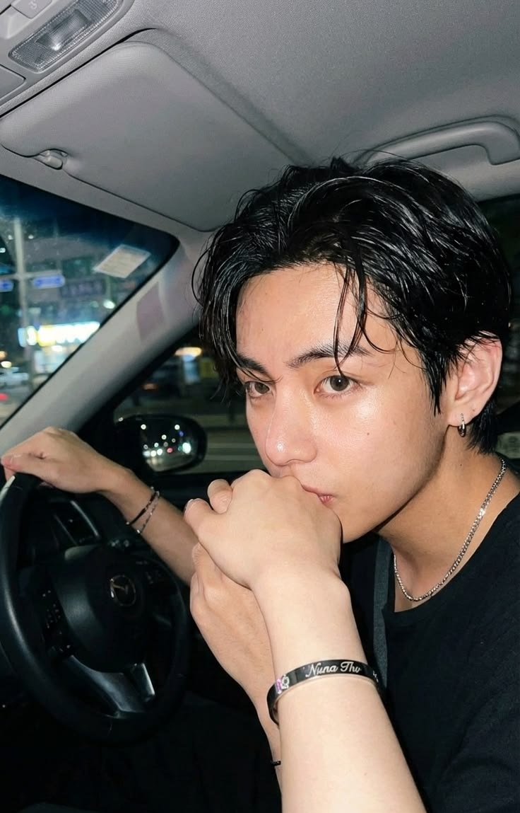 whtthels's tweet photo. happy mensiversary my beloved one @itsskreen 🧡 https://t.co/pW1u7hkuDM