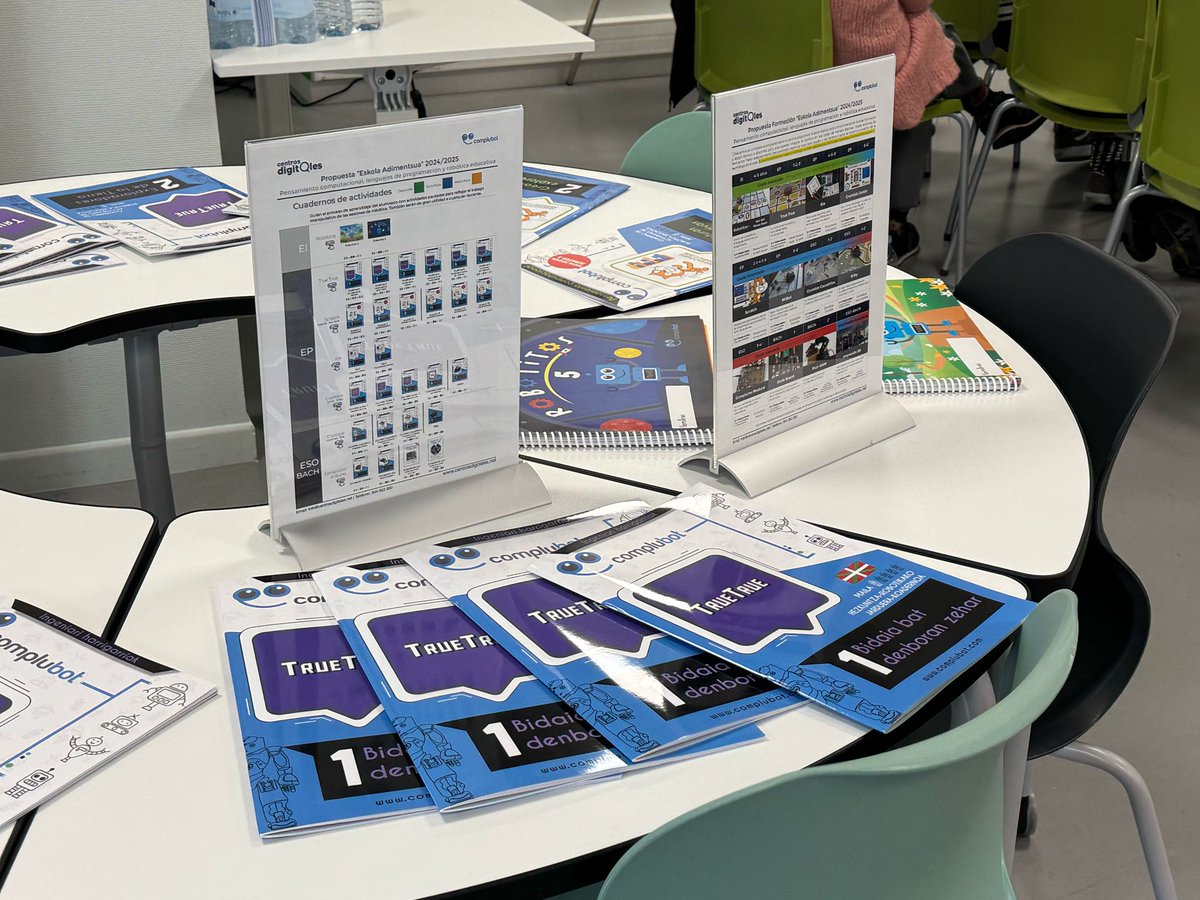 CentrosDigitale's tweet photo. ¿En qué os podemos ayudar? 
💻Catálogo dispositivos #Educación próximo curso. 📈Análisis modelo digital y toma decisiones estratégicas. 
🗒️ Cuadernos actividades #EskolaAdimentsua
🔑#IMTLazarus Gestión equipos e  informes navegación.
👉...
 Contacta con nosotros: T· 94 436 20 00 https://t.co/UjjImPnk9b