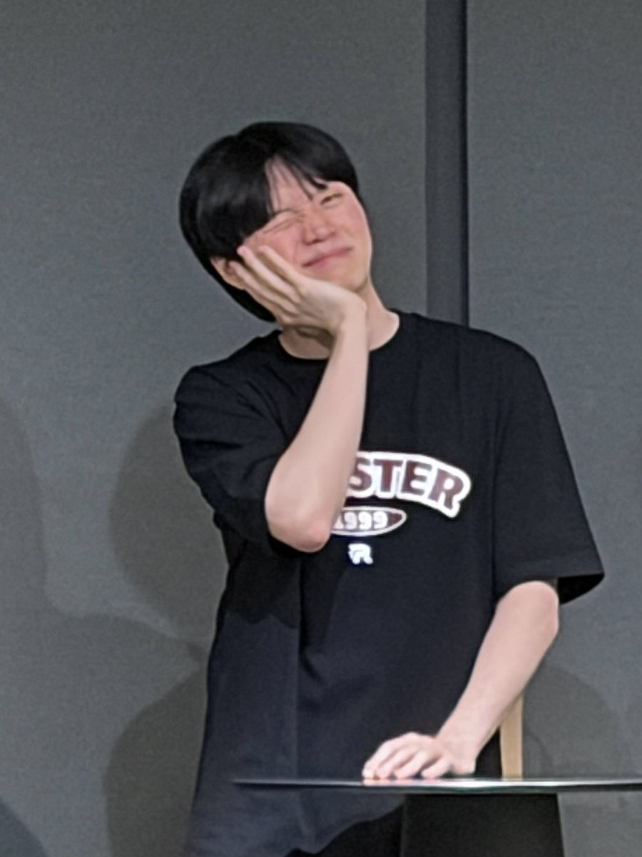 저화질 꽃밥침

#Bdd #비디디