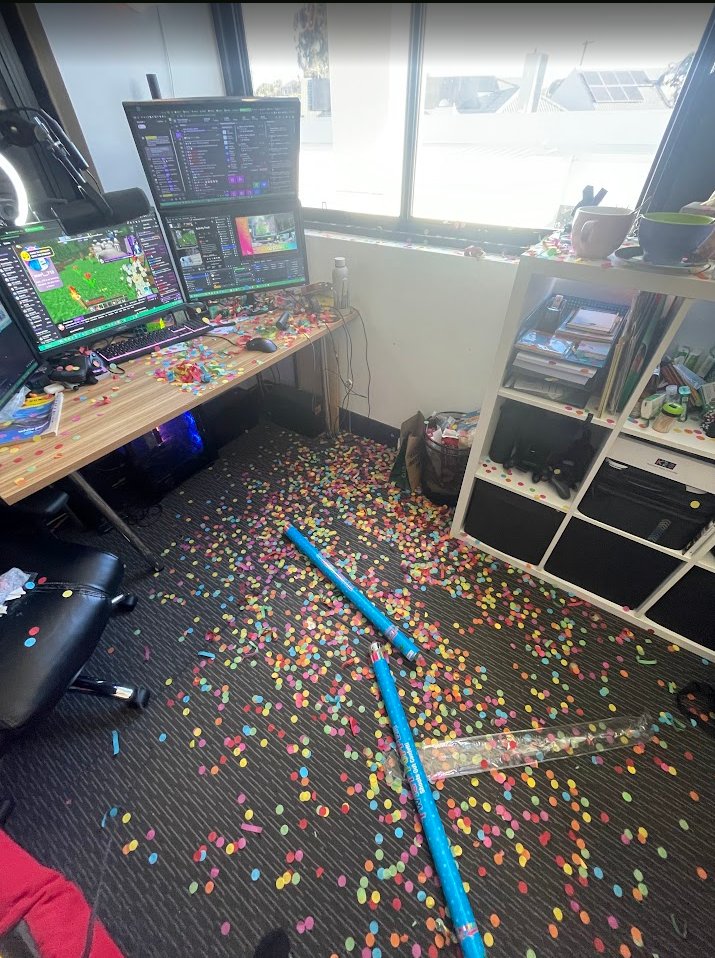 wyliecanttwitta's tweet photo. After 290 hours across 30 days, my 2026 Subathon has wrapped! We raised over $5,000 what I was hoping for, almost fully covering Honeys vet bill!

Thank you, to everyone for supporting me, contributing, cheering me on, and doing silly stuff together <3 https://t.co/sTTuFGXvnb