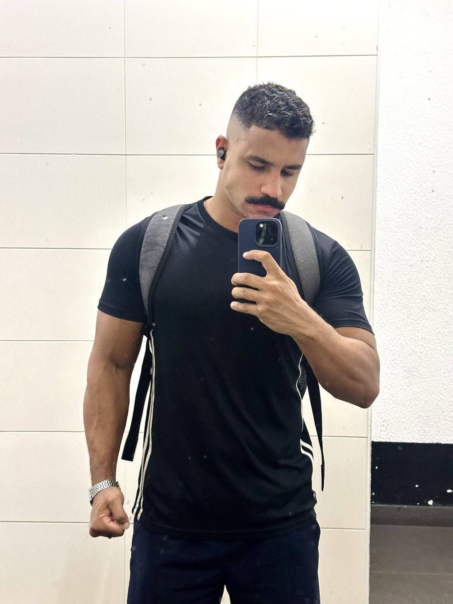 Henrique tweet media