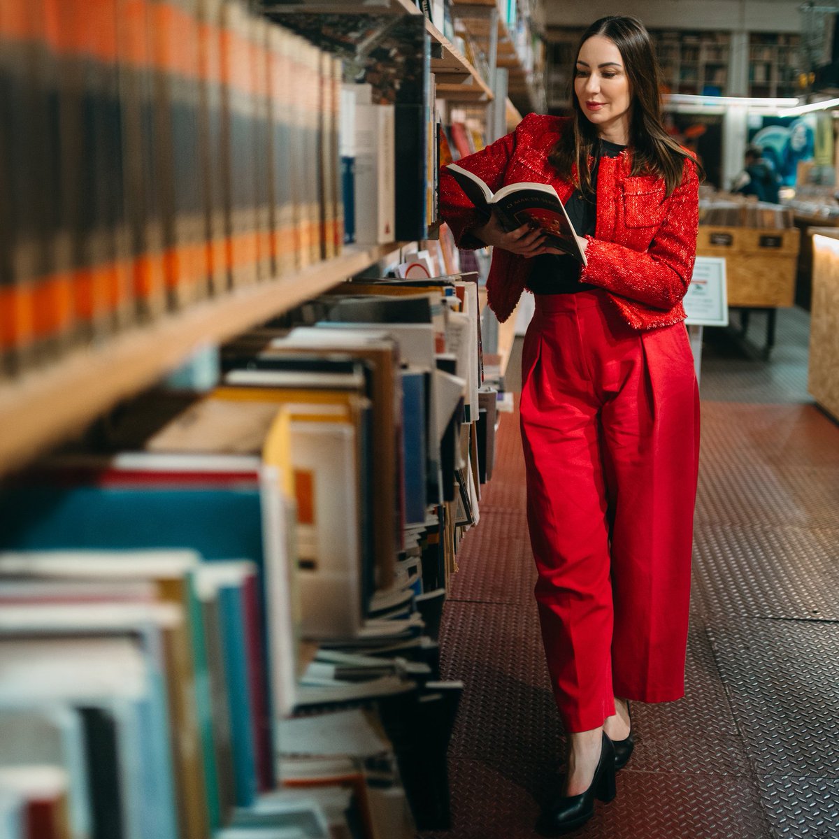DimasFrolovPhot's tweet photo. 🇬🇧 EN:
It was a pleasure to work with Resena Rodriguez, an author who creates her own fantasy worlds.

It is especially nice when photos do not just remain beautiful frames in private albums, but become part of a person's personal brand and visual… https://t.co/UwthKUgKsa https://t.co/5nBF5yxg8L