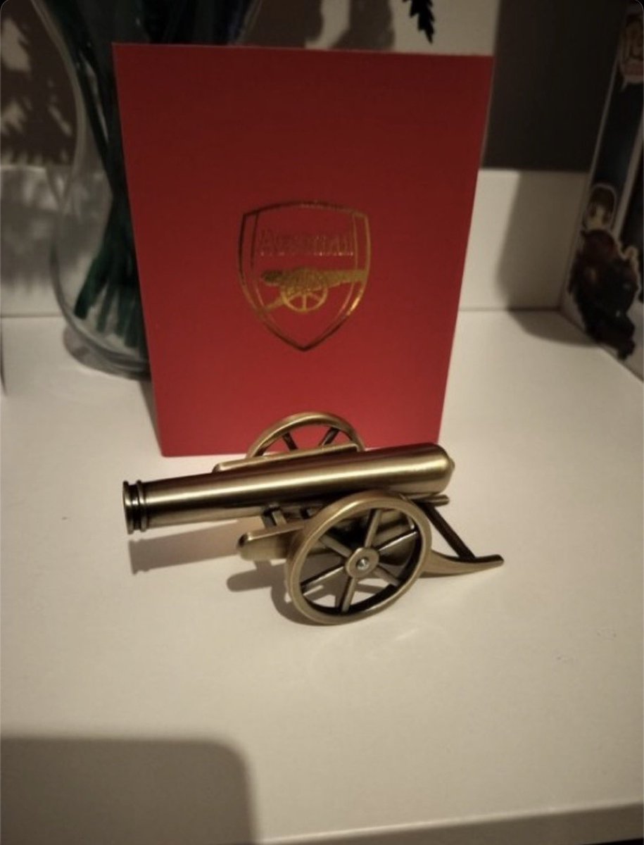 Arsenal Cannon Pics tweet media