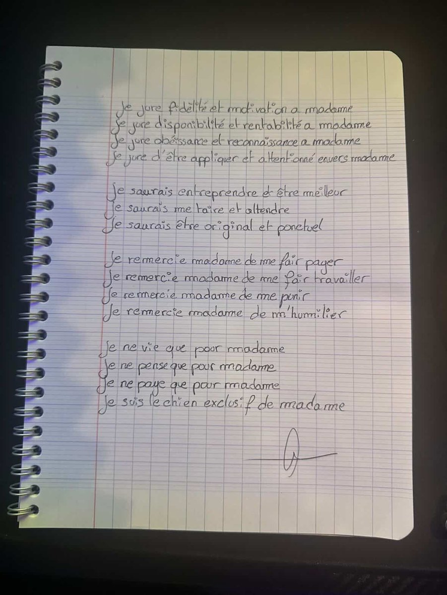 FootTeaseQueenM's tweet photo. Ici, l’obéissance n’est pas une option, c’est une règle. Mon soumis le sait déjà et il aime ça. Si toi aussi tu cherches quelqu’un pour te guider, te recadrer et te faire comprendre ta place, tu peux venir me parler. Mais seuls les vrais soumis savent respecter les règles https://t.co/GmnGQIBIqC