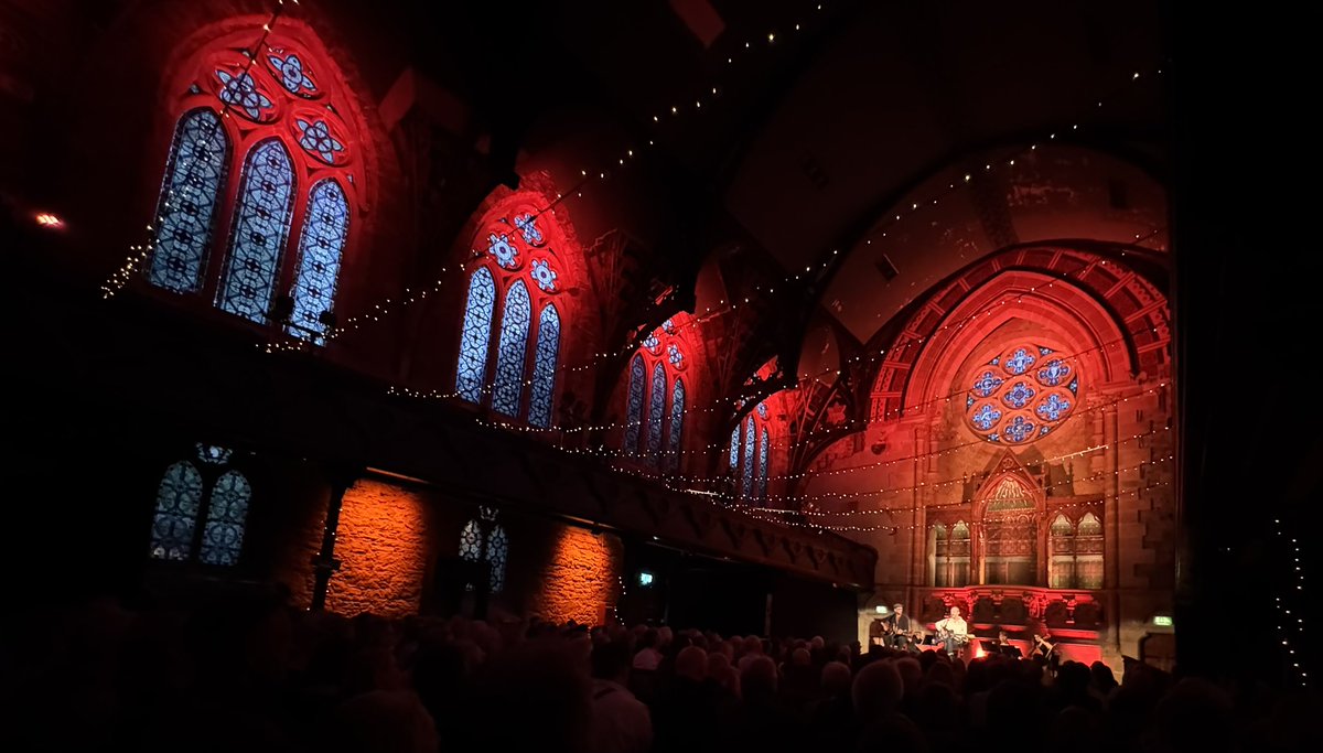 Overourwall's tweet image. 🫡 Gave our ears ( and eyes) a treat at Cottiers Glasgow attending night 1 of the @jamthrawn residency. 
🎤 James G never sounded/played better 
🎻 🎸 Complimented beautifully by The Hallelujah String Quartet &amp;amp; Rob McLaughlin
⛪️ In the perfect venue too 

Loved it 😊 

#gigs