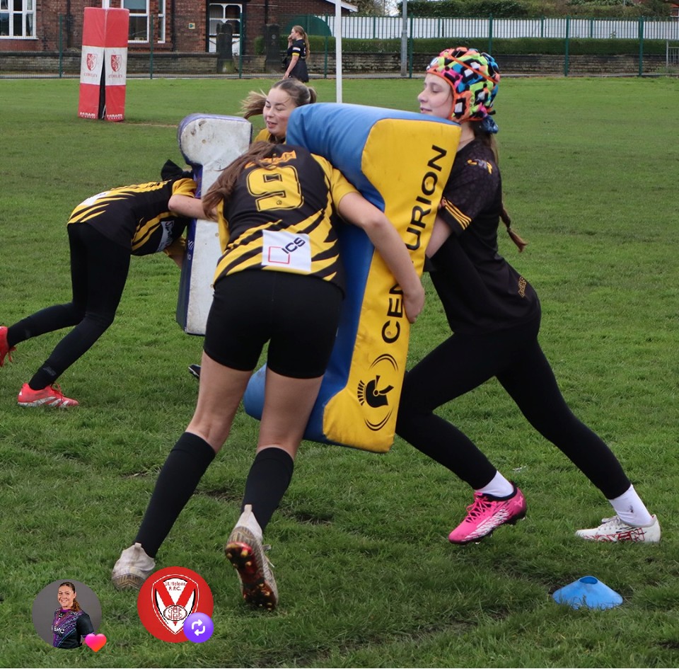 Garylarge1's tweet photo. I hope @oxensportsuk are going to give my little girl a nod for inspiring them. She got bullied a little bit for mixing her boots at a c2p over at  @Saints1890 she's not wanted to do it since https://t.co/7ifSfvVLSx