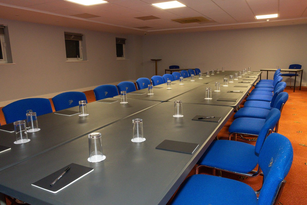 TheGillsFC's tweet photo. 🔹 Awards nights
🔹 Gala Dinners
🔹 Christmas Parties
🔹 Weddings
🔹 Proms
🔹 Anniversaries
🔹 Wakes
🔹 Business Meetings
🔹 Conferences

Whatever the event, we have a number of different rooms and spaces to suit your requirements. 🤝

Get in touch with our team on 01634 300000 to find out more, or to book a viewing! ⤵️

https://t.co/TTlS2Q9tzU

#Gills