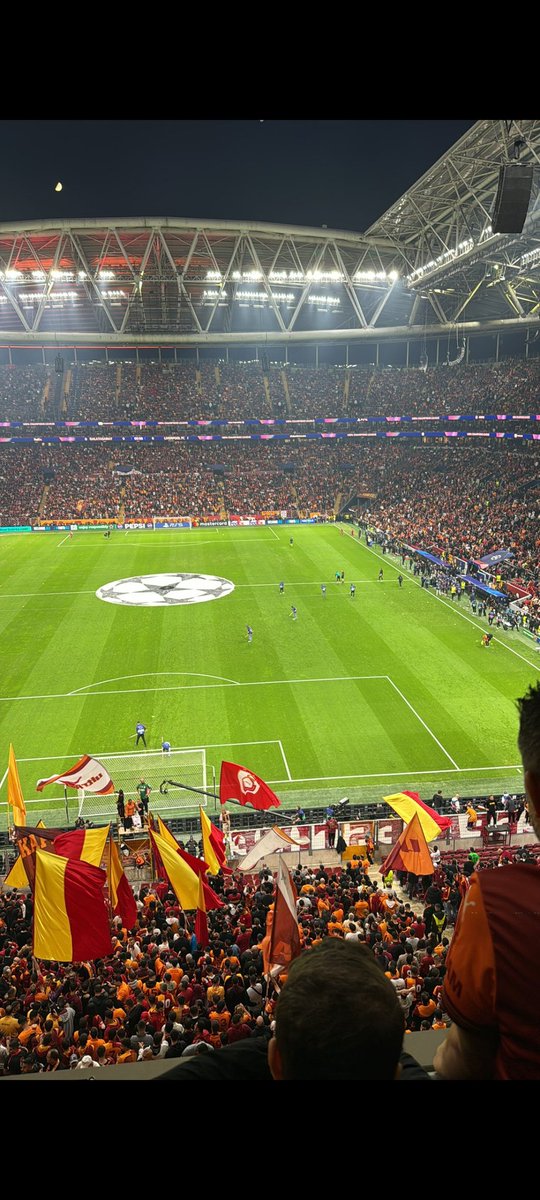 DenizSengu63017's tweet photo. @GalatasaraySK Kuzey üst yanyana 2 adet bilet mevcuttur. Ciddi alıcılar yazsın. 
#bilet #biletarıyorum #devir #ramspark #gs #galatasaray #cimbom #ultraaslan https://t.co/fdTqayH1oQ