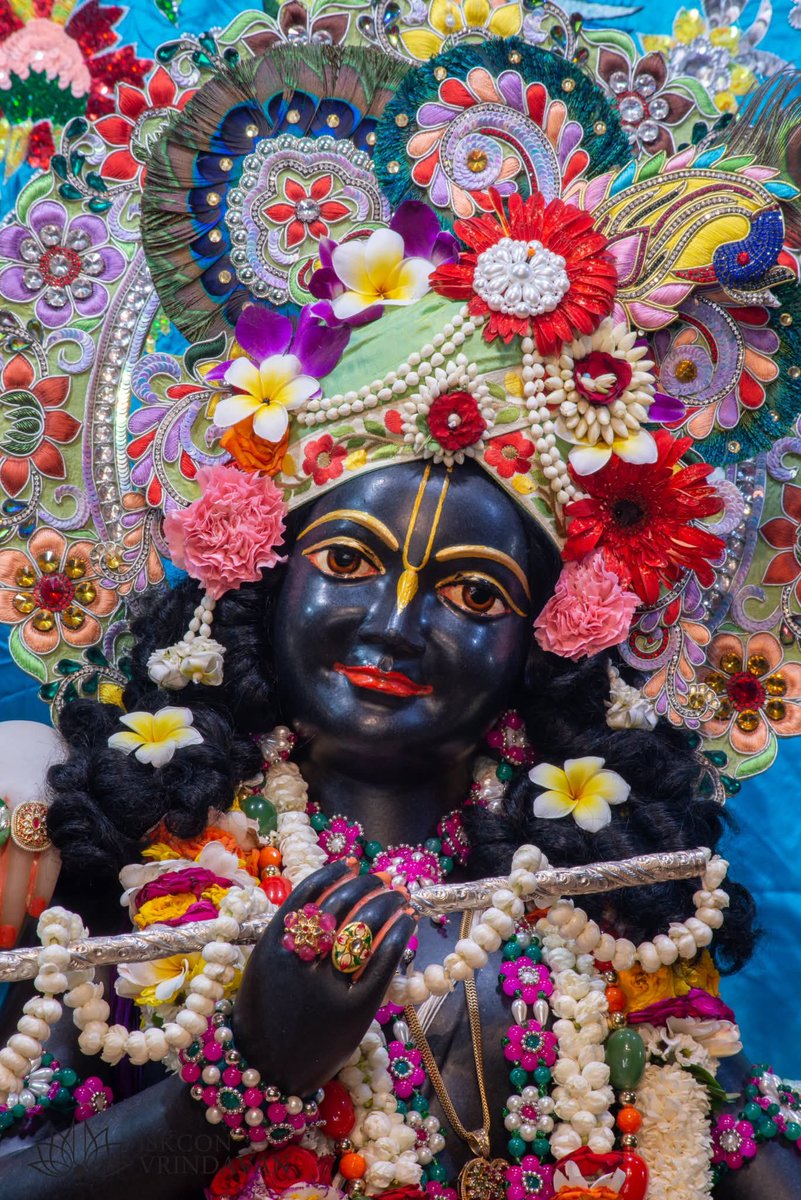 Today's Singar Darshan
ISKCON Vrindavan.
Date: 07 May 2026 Thursday 

🍁🍀🌿 Krishna Balaram 🌿🍀🍁