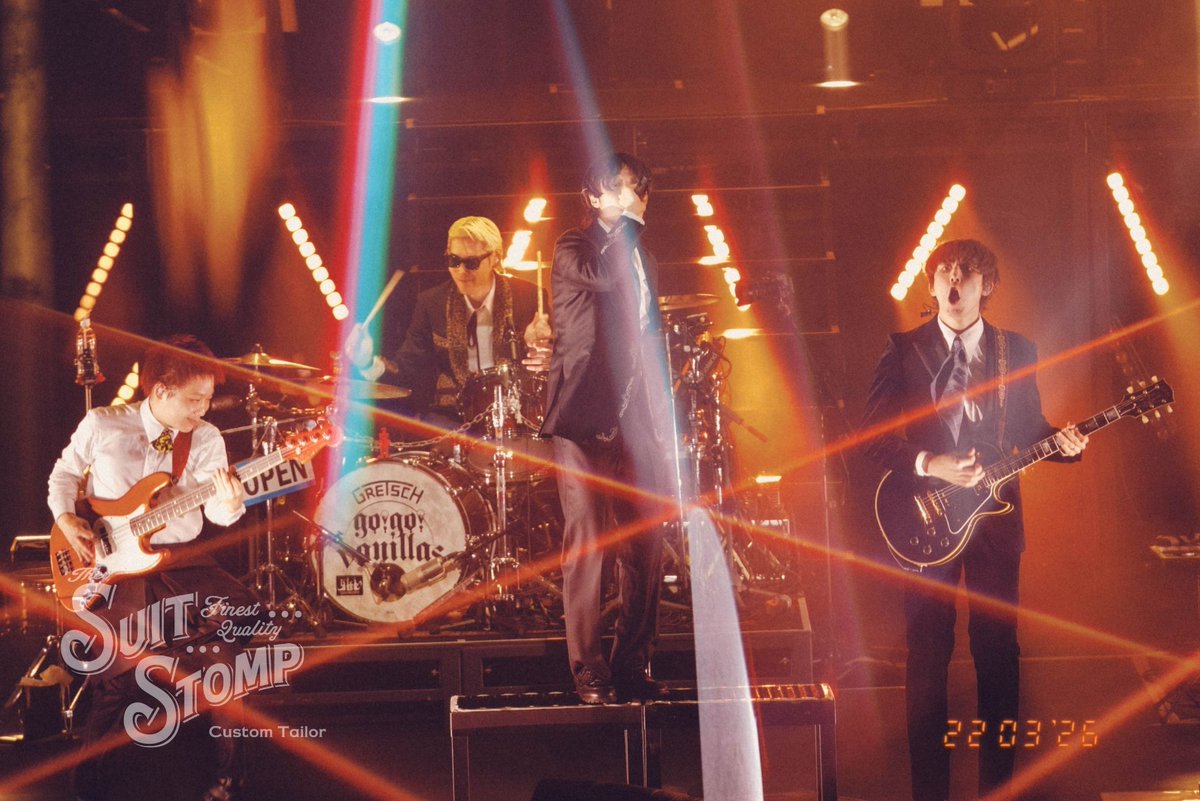 suitstomp's tweet photo. go!go!vanillas
SCARY MONSTERS TOUR 2025-2026 アリーナ編
4人の衣装を担当。

衣装のストーリーについて、
⬇️詳しくは Instagram の投稿へ⬇️
https://t.co/3oYMaJBQqV

Photo ① : @soootaroVSHB
Photo ② - ④ : @renzomasuda

@go_go_vanillas
#gogovanillas
#suitstomp https://t.co/ZYDe5aJfqi