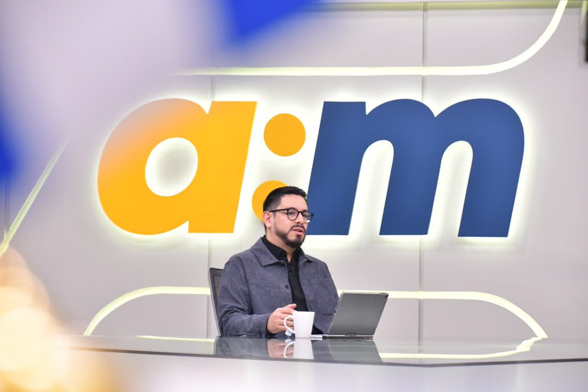 EntrevistaAM tweet media