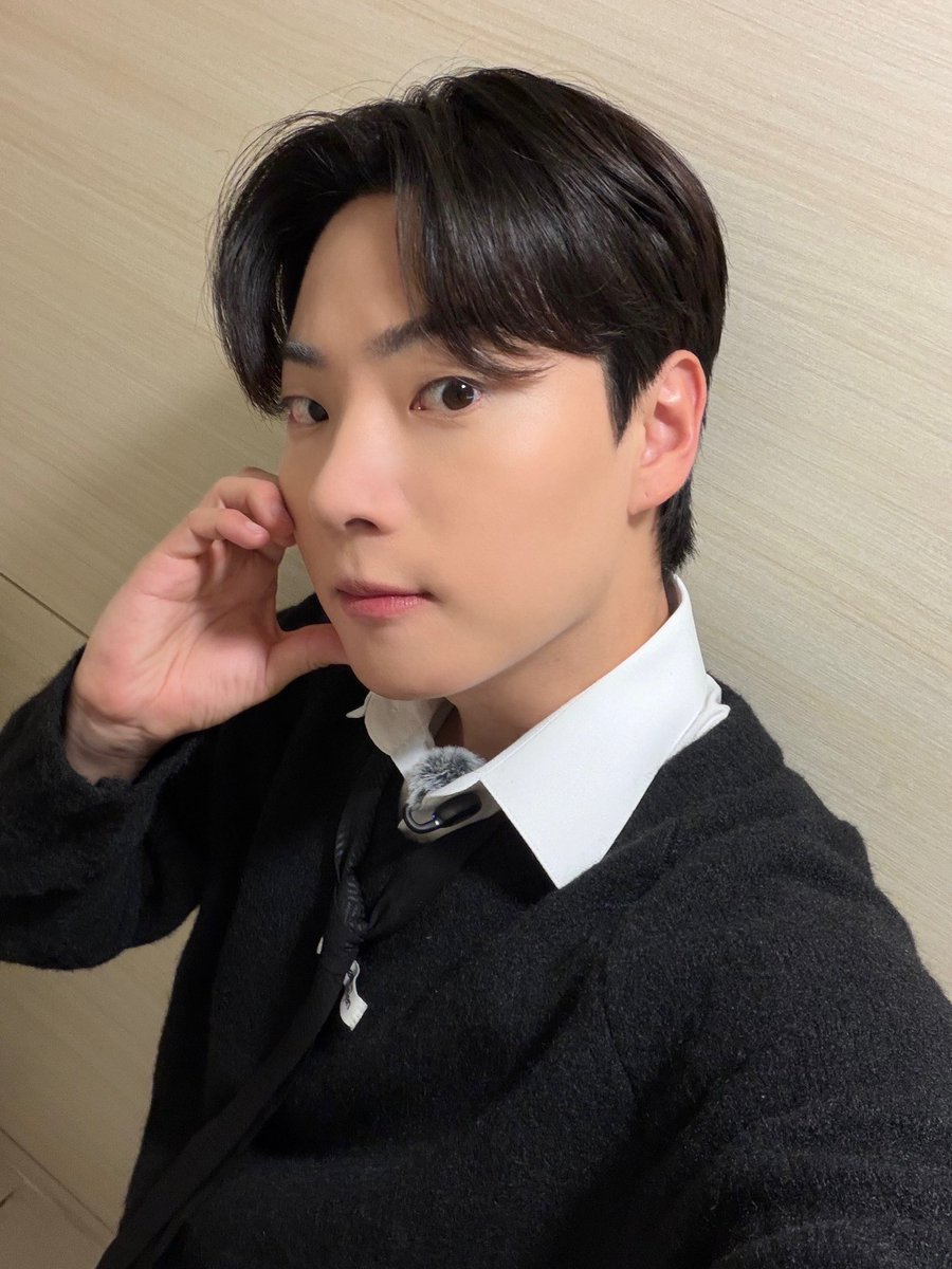 온앤오프 (ONF) tweet media