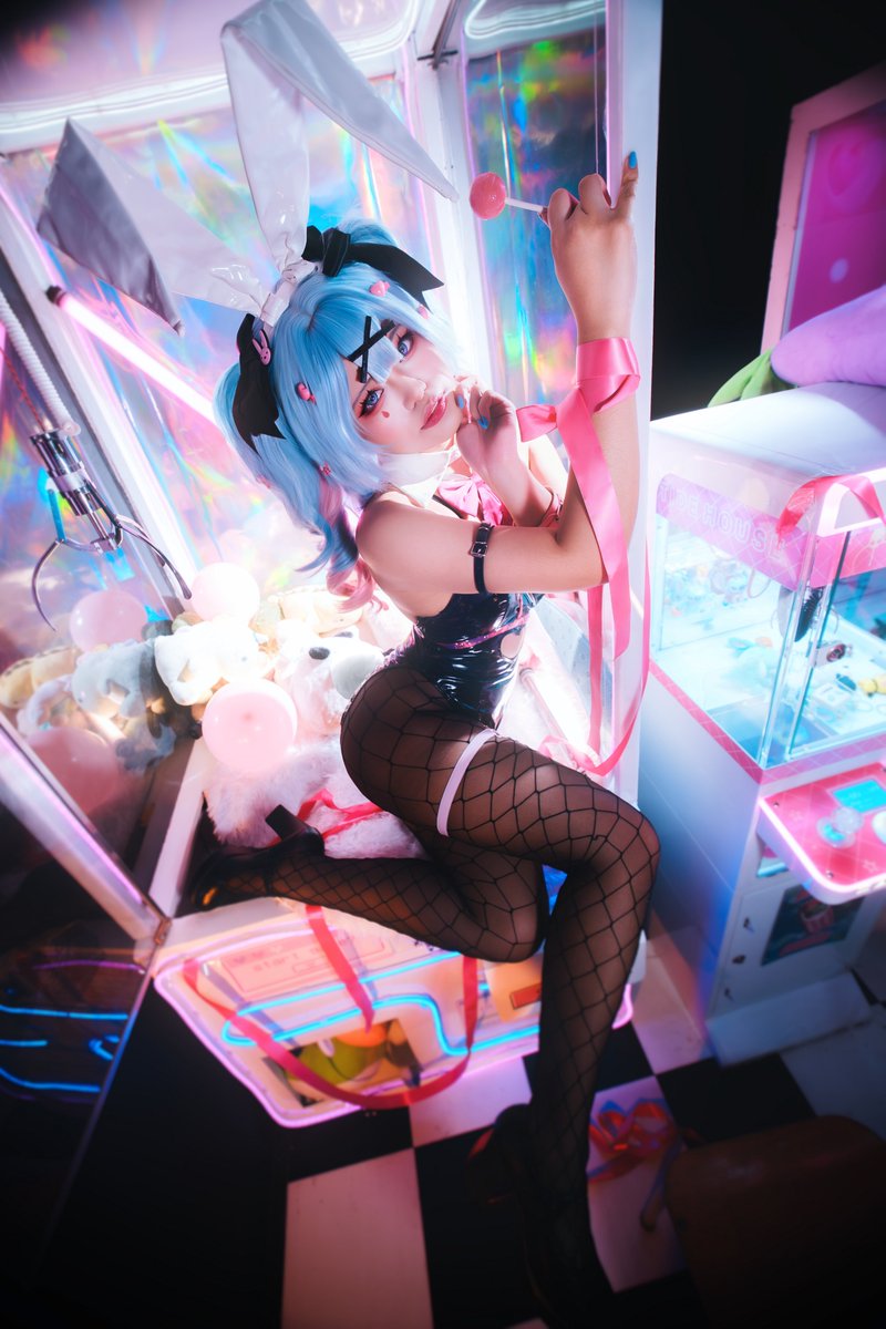 yoruino_'s tweet photo. #ラビットホール #初音ミク
Rabbithole Miku ~ 
※コスプレ//Cosplay  

📸: @parch3y https://t.co/i5jyyrQwpl
