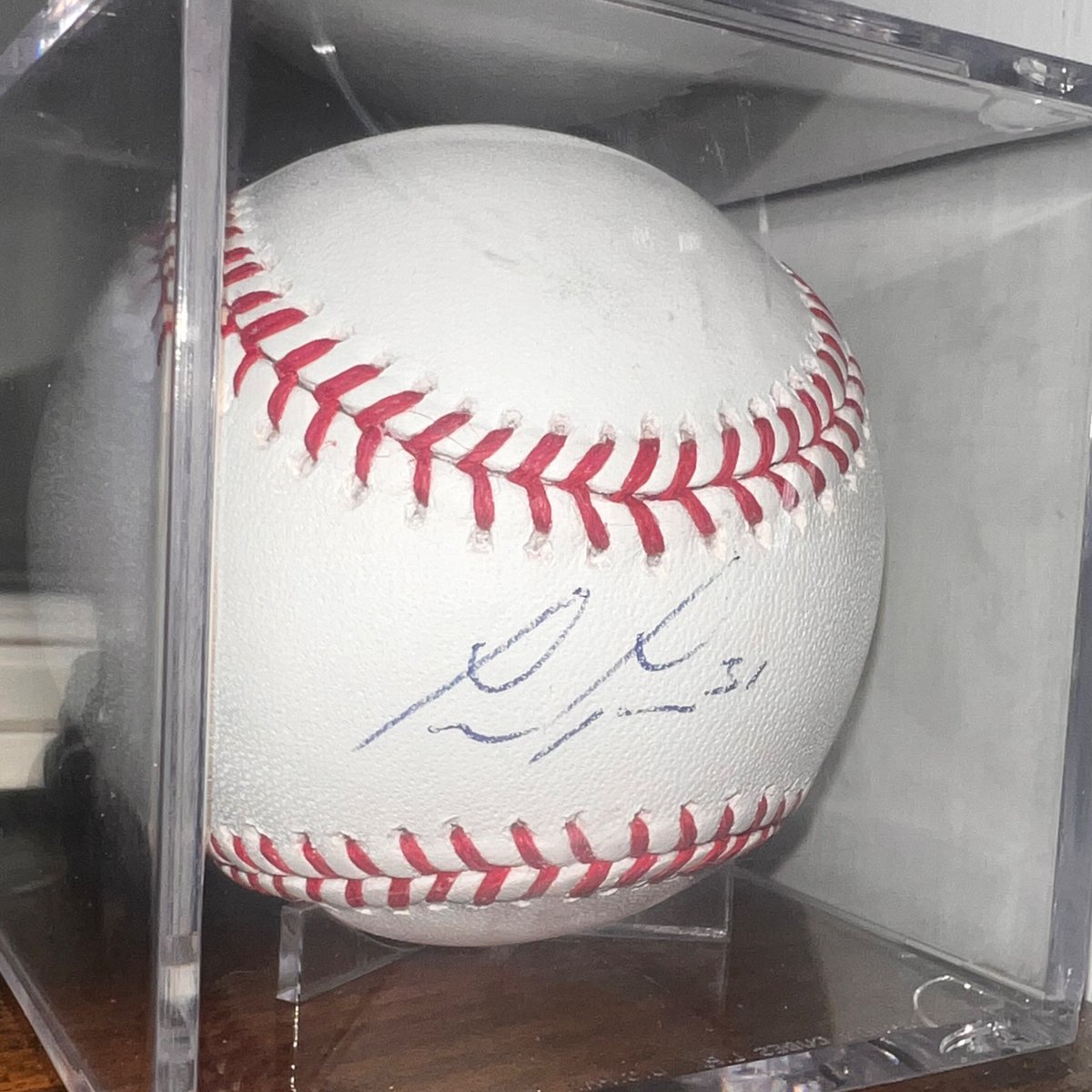ScoutLoftis's tweet photo. Huge thank you to cousin, Lance Lynn, for sending over the signed ball-and to Mike and the Lynn family for their support this season. Keep enjoying that deserved retirement. https://t.co/9QvlliqYcV