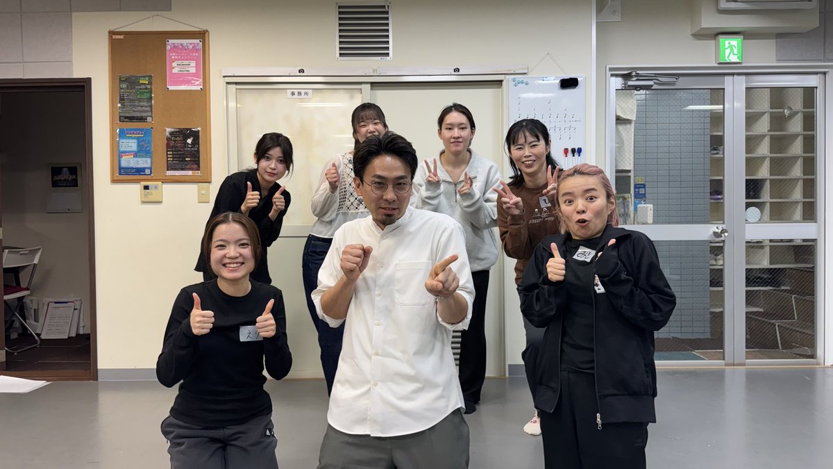 wcespoir's tweet photo. 高橋卓士　芝居ワークショップ 第６弾
全日程終了しました✨

飛び込みやすい環境を全力で創ってくださる卓士さんと、それを信じて飛び込んでいく参加者の皆さま。

見ているこちらの心が動く瞬間が何度もありました。

この経験を皆さんがどう使っていくか…
益々のご活躍を心より祈っています！ https://t.co/Eacpf7fbPm