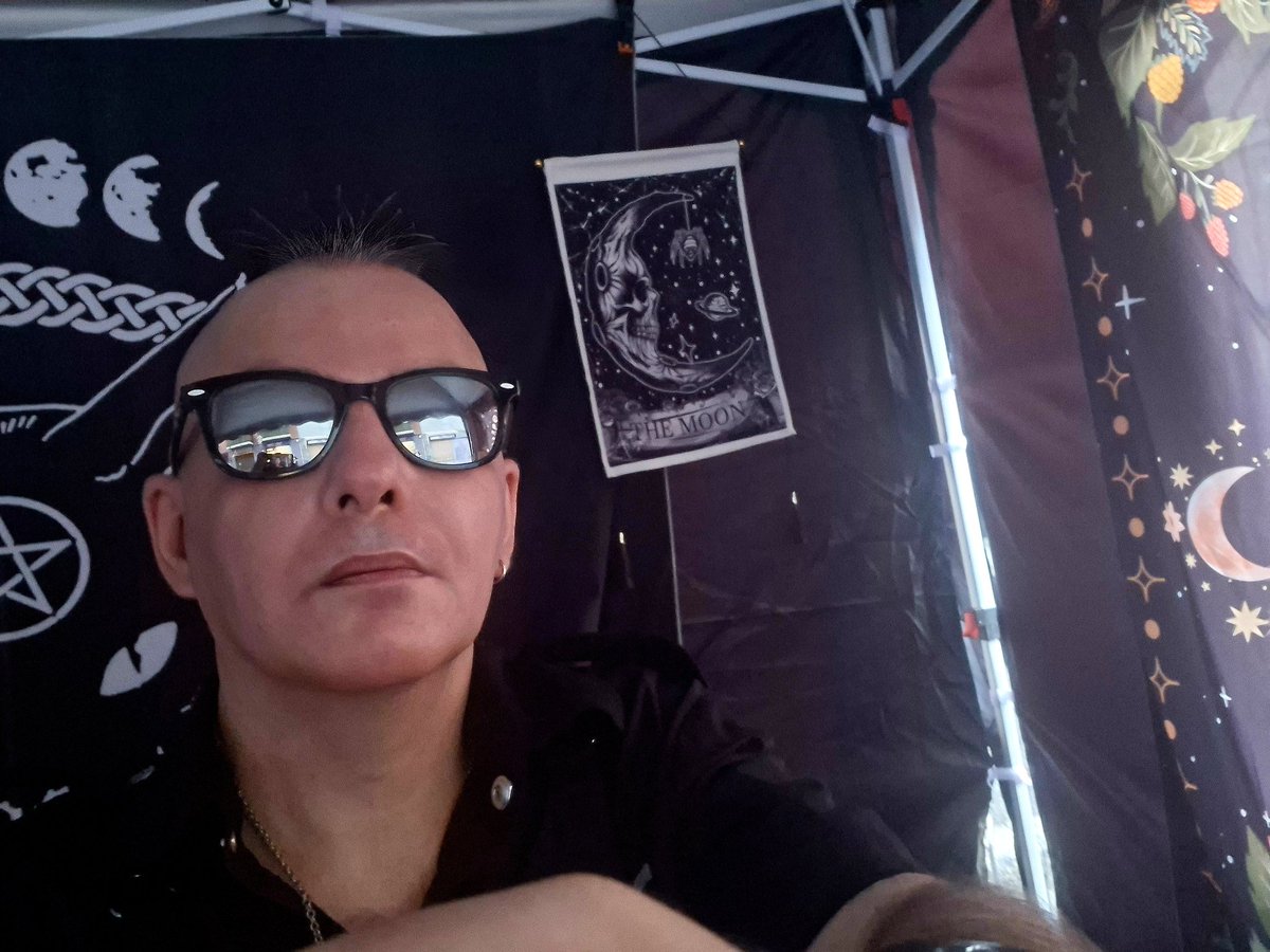 CountGoth's tweet photo. 🌿✨ Connettiti con la tua parte più profonda e ritrova l'equilibrio.Count 345 988 5331 ✨🌿
I miei Rituali e tarocchi ti aiuteranno a:
✅ Liberare l'energia bloccata
✅ Approfondire la tua consapevolezza
✅ Trovare risposte e chiarezza interiore
#rituali #spiritualità #tarocchi https://t.co/JURU9ACxkY
