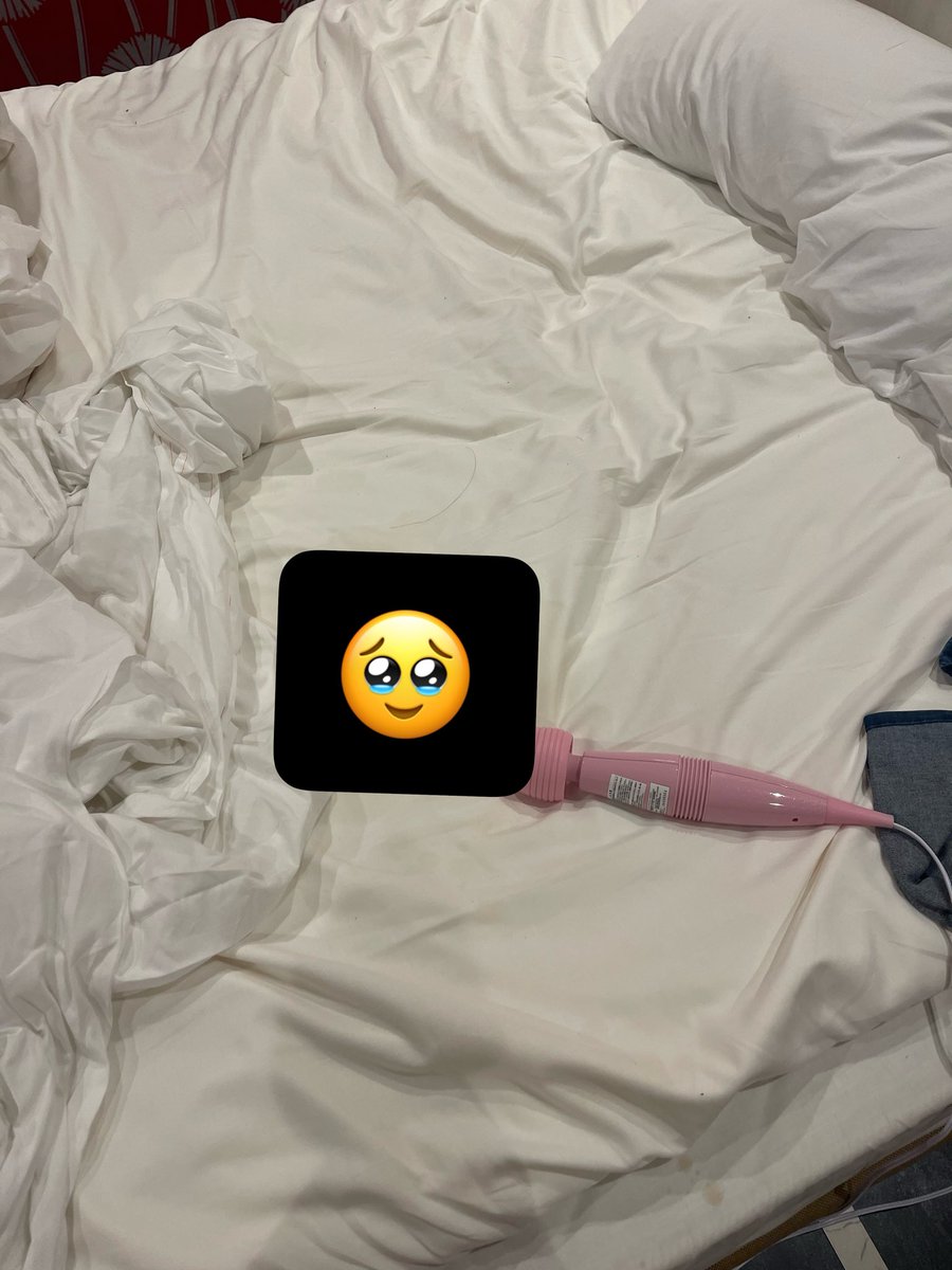 m1002r's tweet photo. 昨日の事後🏩🔞 https://t.co/NxjJS7AfOy