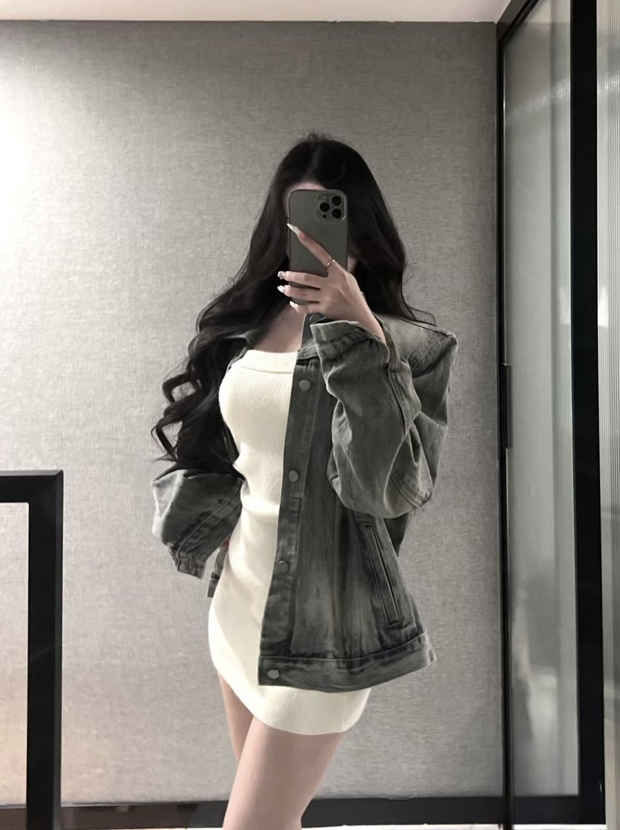 seobida77's tweet photo. #로망트 #몸매 #펨돔 https://t.co/7D2UGgnJ8f