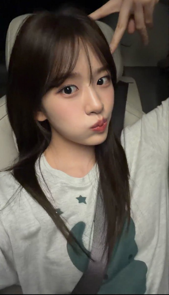 안 tweet media
