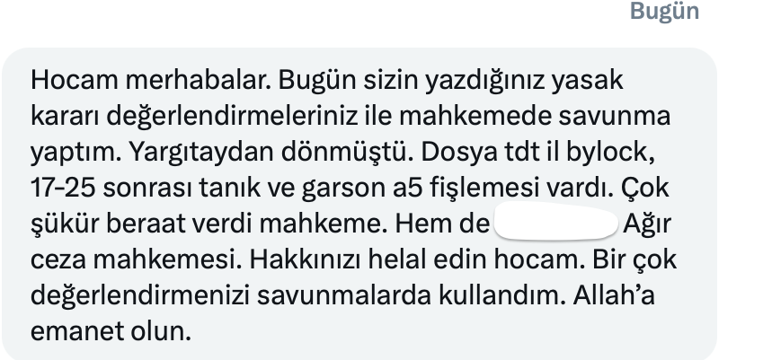ufukyesil330's tweet photo. "AİHM karar veriyor da ne oluyor?" diyenlere biz de basit bir soru soralım: Acaba AİHM bu kararları vermese ya da başvuruları reddetseydi ne olacaktı?

Gelin isterseniz bu sorunun cevabını da verelim:

📍Bu kararlar olmasaydı; 26 Eylül 2023 öncesinde sorgusuz sualsiz cezalandırma gerekçesi yapılan başta CGNAT isnatlı Bylock kullanma iddiası, banka, dernek ve sendika üyeliği gibi hususlardan dolayı, bu tarihten sonra beraat eden binlerce kişi ceza almaya devam edecekti. AİHM 2. Dairesinin hukuksuz Yasak kararını fırsat bilen mahkemeler, bu karara dayanarak Yalçınkaya kararıyla az da olsa değişen iklimi tekrar eskiye çevirecek ve tüm dosyalarda mahkumiyet vereceklerdi.

📍Bu kararlar olmasaydı; ismini anmasalar ve gereğini tam olarak yapmasalar da Yalçınkaya kararı nedeniyle Yargıtay’daki dosyaların ekseriyeti bozulmayacak; bu bozma kararları neticesinde insanların biraz olsun nefes almalarının ve beraat etmelerinin önü kapanacaktı.

📍Bu kararlar olmasaydı; tıpkı on yıldır olduğu gibi ortada bir suç olmadığını anlatmaya çalışsak da mahkemeler, "Siz bunları söylüyorsunuz ama Yargıtay, AYM ve hatta AİHM tam tersini söylüyor, biz onların kararlarına uymak zorundayız" demeye devam edecek ve bizlerin de söyleyecek bir sözü kalmayacaktı.

📍Bu kararlar olmasaydı; masum ve mağdurların haklarını savunup yaşatılan zulmü dile getiren vicdan sahibi insanlar belki de hiç seslerini çıkaramayacak ve şimdilerde Meclis kürsülerinde ifade edilen bu hukuksuzlukları anlatamayacaklardı.

📍Bu kararlar olmasaydı; AİHM’in ihlal kararından habersiz, koğuşunda sevdiklerinin hasretini çekerken birden koğuş kapısı açılıp "tahliye" denilerek infazı durdurulan masumlar ve aileleri o tarifsiz sevinci yaşayamayacaktı (sadece ben bu şekilde tahliye olan en az 30 kişi biliyorum). 

📍Bu kararlar olmasaydı; BM Özel Raportörleri, on yıllık yargı pratiğinin ve masumlara reva görülen muamelenin "insanlığa karşı suç" teşkil ettiğini tüm dünyaya duyuramayacaklardı.

📍Ve bu kararlar olmasaydı; bir masum aşağıdaki mesajı yazamayacak ve bu mutluluğu yayamayacaktı. Sadece aşağıdaki mesaj için bile sonuna kadar mücadeleye değer. Enseyi karartmaya gerek yok; bu kararlar mutlaka uygulanacak ve beklediğimiz o adalet mutlaka gelecek!