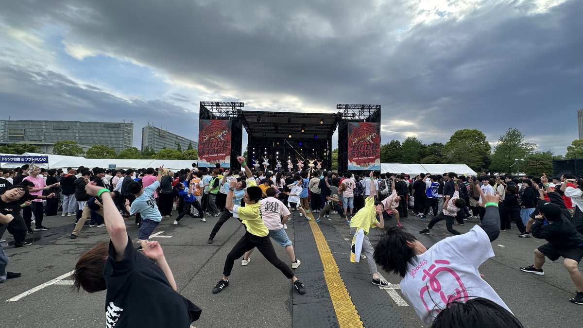 0925ryo's tweet photo. IDOL SUMMER JUNGLE GOLDEN

毎年この時期はバンド三昧なのに
今年選ばれたのはアイドルフェスでした

やっぱやりたい事やって楽しんでる奴らが
1番カッコいい‼︎‼︎

PLAYYTE imaginate SCOT
ありがとうございました！！

#サマジャン #iLiFE #コイカギ https://t.co/PDXO3Am6xk
