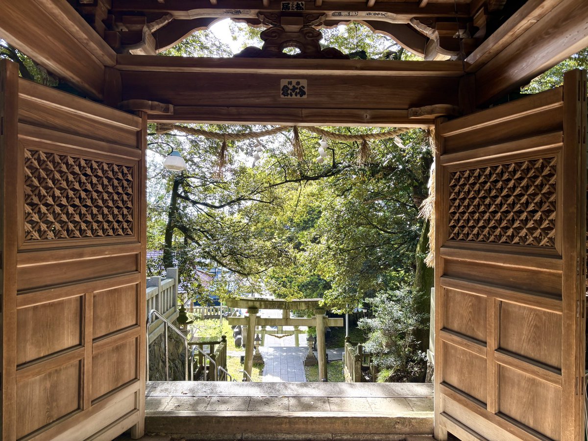 hs_oshimy's tweet photo. 服部神社⛩️ https://t.co/9ZDgFYftkq