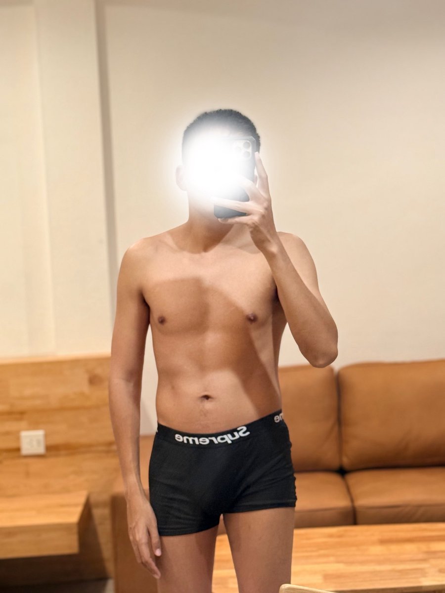 99Know99's tweet photo. อากาศดีเนอะ 😊 #skinship #bdsmِ #ชายเดี่ยว #เรียลชาย #fwb #ons https://t.co/a4heUECAiG
