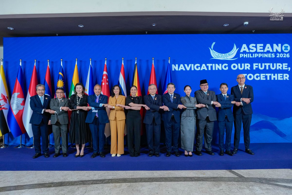 News5PH's tweet photo. ASEAN ECONOMIC COMMUNITY COUNCIL MEETING

Nagtipon-tipon ang economic ministers ng Association of Southeast Asian Nations (ASEAN) para sa 27th ASEAN Economic Community Council Meeting sa Cebu ngayong Huwebes, May 7.

#ASEANSummit48

📸: ASEAN 2026 PH https://t.co/aRpUGlSoJo