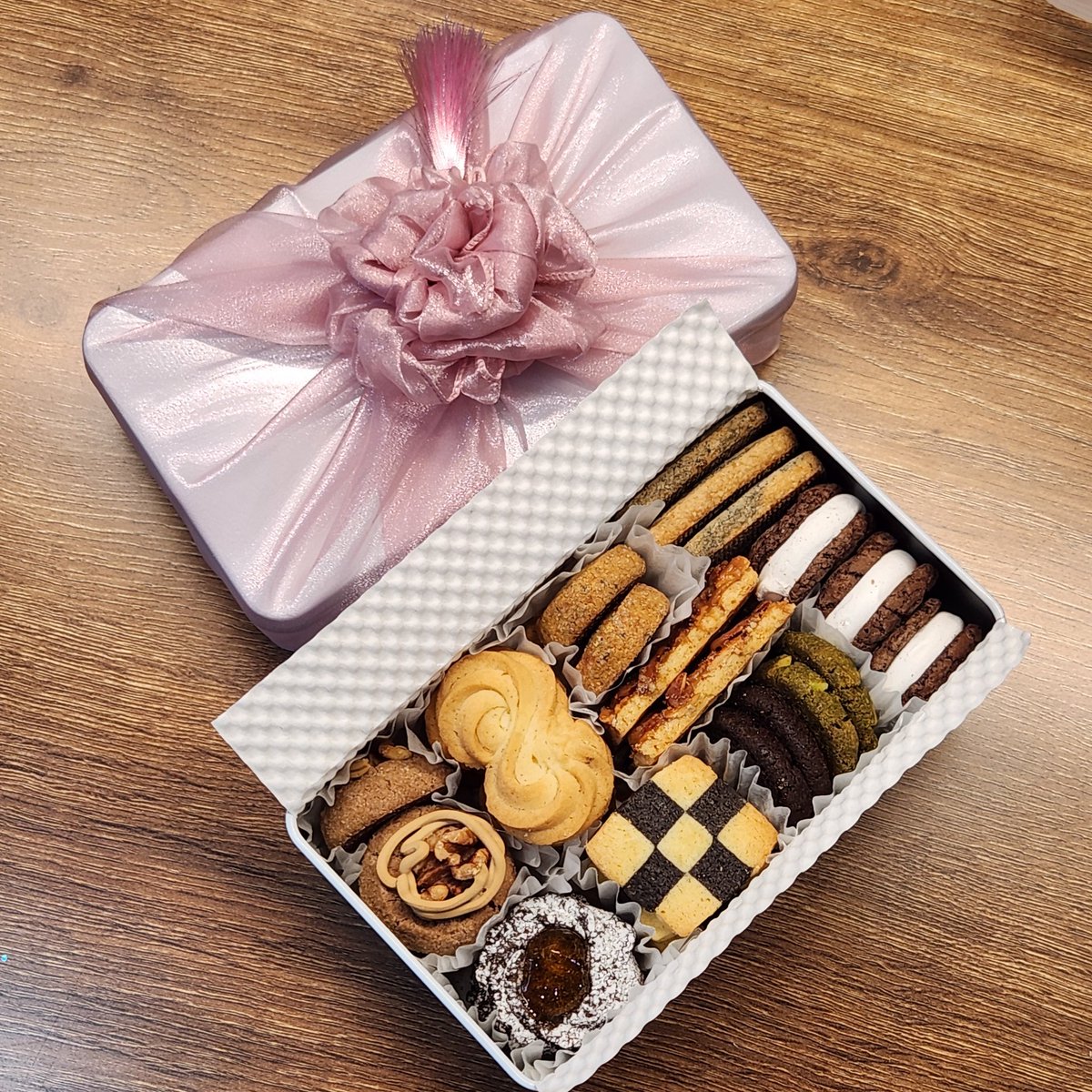 [RT, 팔로우]한 분께 쿠키세트를 드립니다(인증샷필수📸)

alongtimea90.mysoho.com/product/292618

주문기간 [5월8일 낮12시~5월9일 18시]
출고일 [5월 13일]

가정의 달 카네이션 쿠키세트 2차 판매를 진행합니다. 스승의 날 전 배송 받으실 수 있습니다. 호불호가 적은 다양한 구성의 쿠키세트입니다.💐