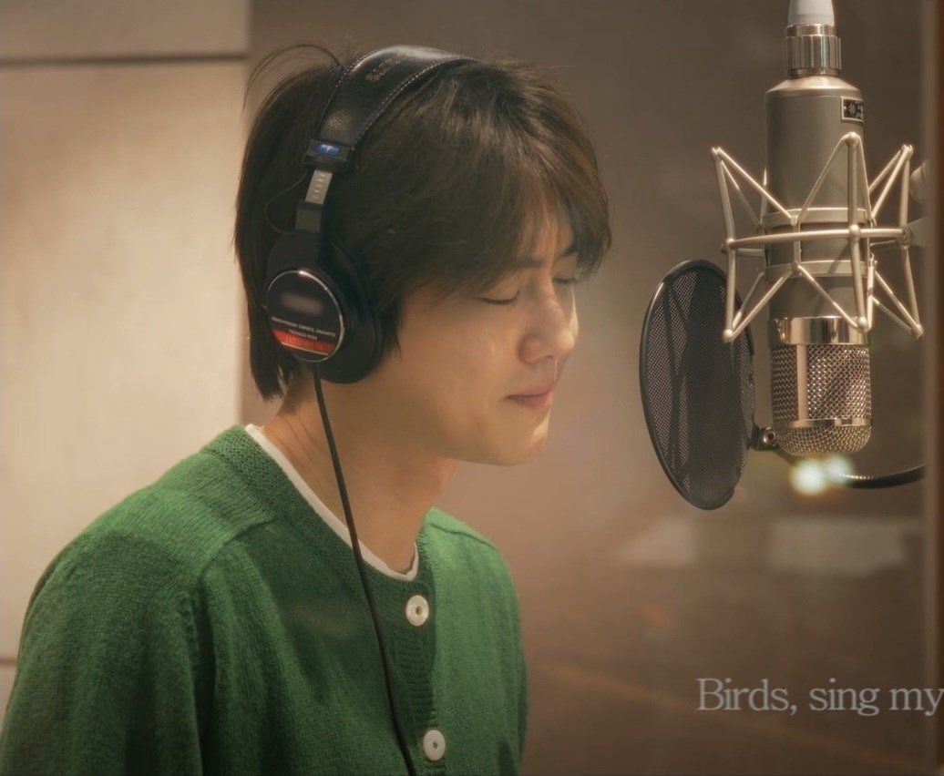 SUHO pixel tweet media