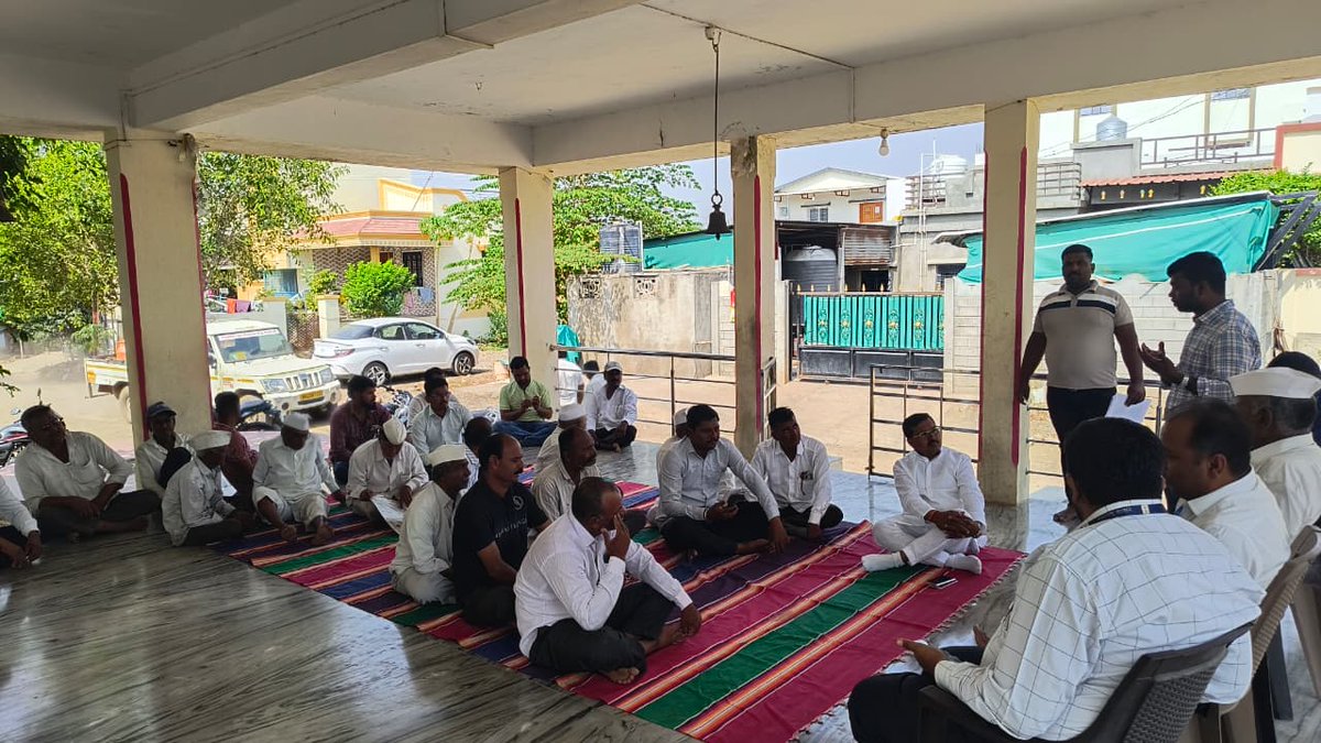 🌱 Healthy Soil, Healthy Future! 🌾
ICAR-NIASM conducted an awareness campaign at Hinganewadi, Indapur on balanced fertilizer use, soil testing, integrated nutrient management, organic manures &amp; biofertilizers for sustainable farming. 👨‍🌾🍇

<a href="/icarindia/">Indian Council of Agricultural Research.</a>