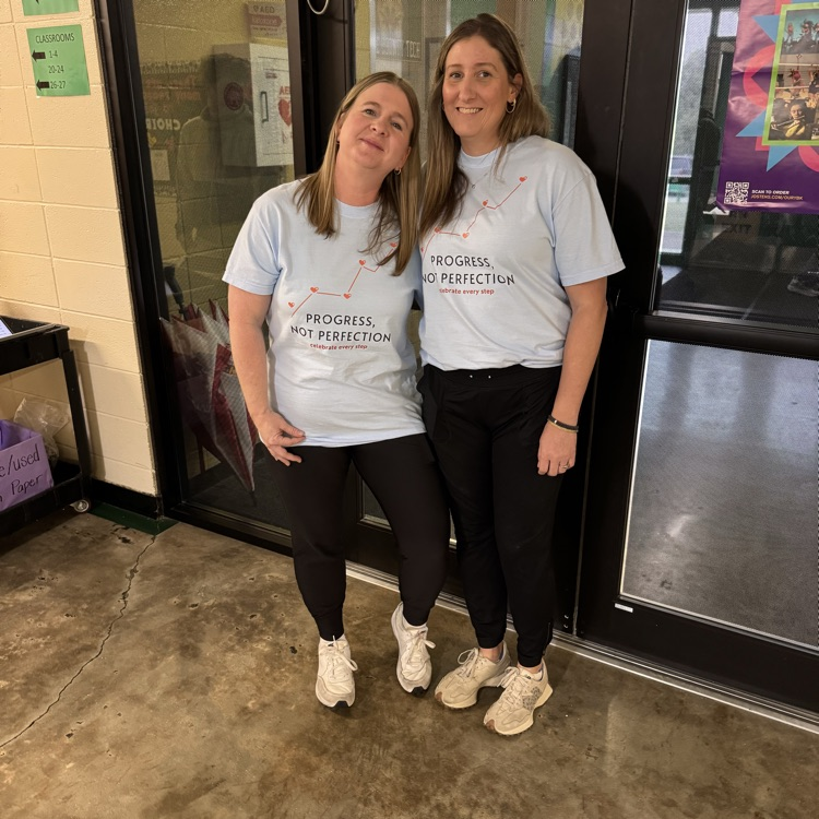 gctjrhigh's tweet photo. Last day of testing, Waterpark @ Crowley’s Ridge coupons for the kids &amp; Sam’s Sweets and Treats for the Teachers. Great Wednesday @ GCTJHS and always a Great Day to be a Jr Eagle! 🦅 https://t.co/BIsXeNkOZx