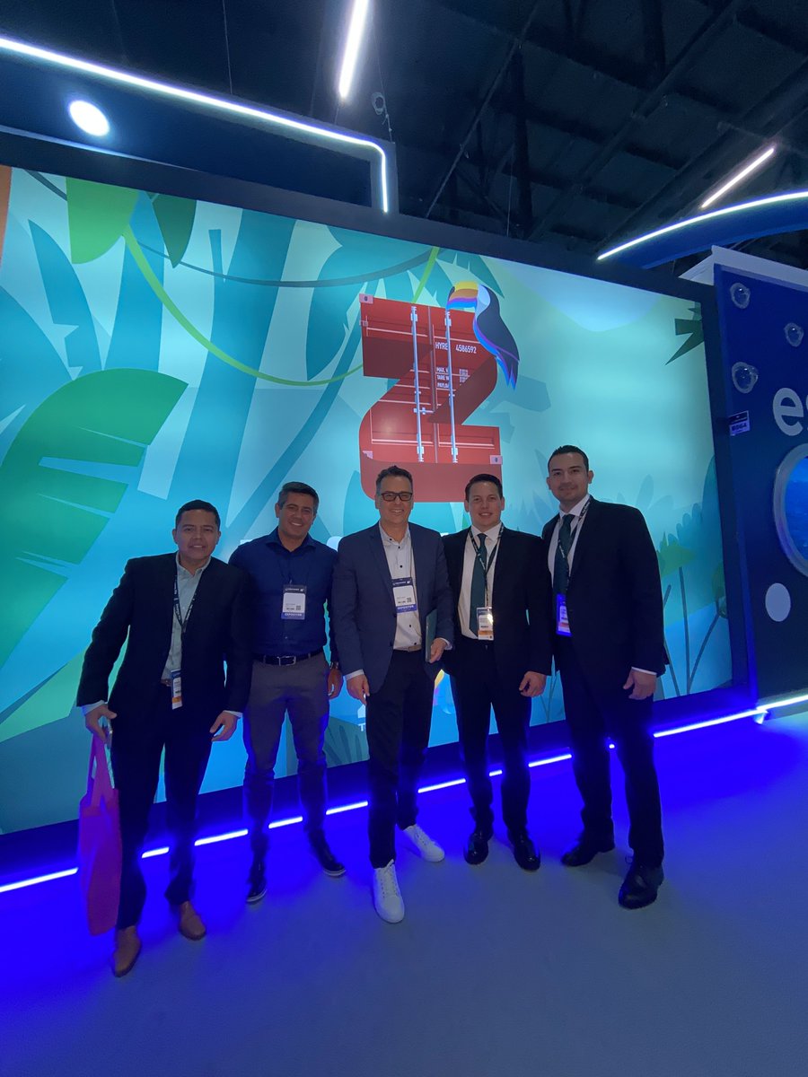 ZimShipping's tweet photo. Big waves and even bigger conversations!

#IntermodalSouthAmerica once again proved that real value lies in connections.

Experts from across our global network showcased tailored solutions, bridging local expertise with global reach 📍

Explore further >> https://t.co/yrjIvIw69d https://t.co/ynGonKwHAb