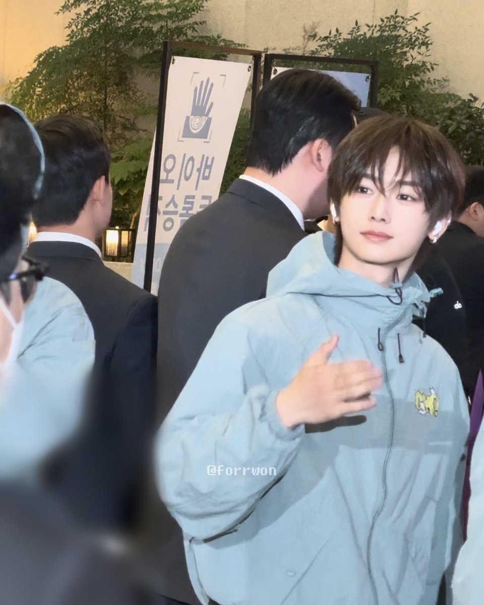 조우안신얼굴진짜말안돼..
