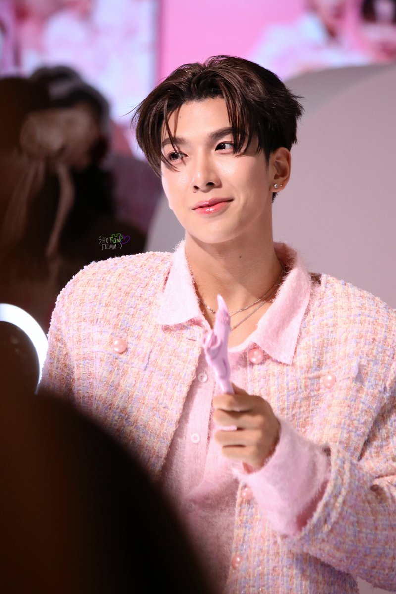 260507 #PALM_PERSES 

#BarenblissxPERSES 
#PERSES_TH