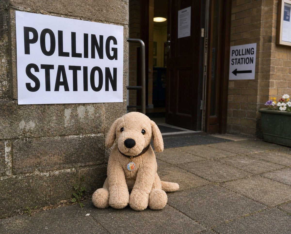 TfE_CIC's tweet photo. #DogsAtPollingStations @VotingDogs #UseYourVote https://t.co/Gu60YzdK5E