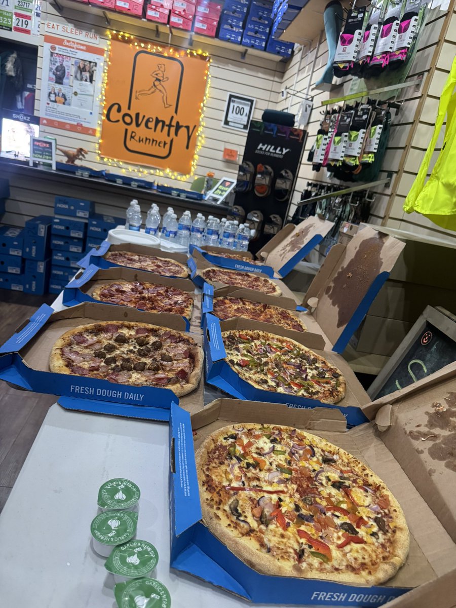 covrunner's tweet photo. 🧡🤩🙌🏻 Tonight!

It’s our Topo Launch event in-store … come along from 6pm to test out a pair of Topo shoes on a sociable run, try some Oofos recovery sliders afterwards, then enjoy post-run pizza 🍕 

#CoventryRunner #TopoAthletic #LaunchNight https://t.co/UGhKY1Lk9k