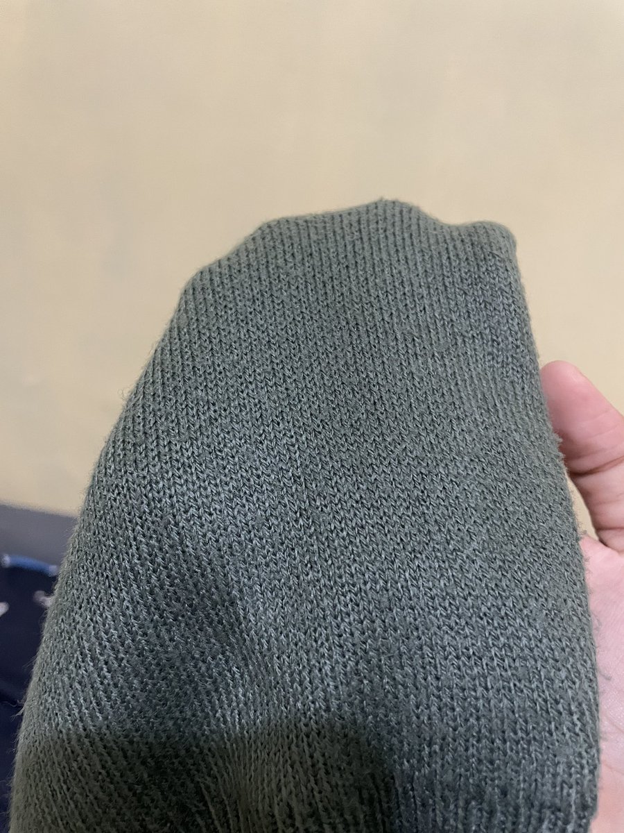 naowki's tweet photo. cardigan uniqlo hijau 30k aja yuk, dom jogja https://t.co/MV9f5rH7F6