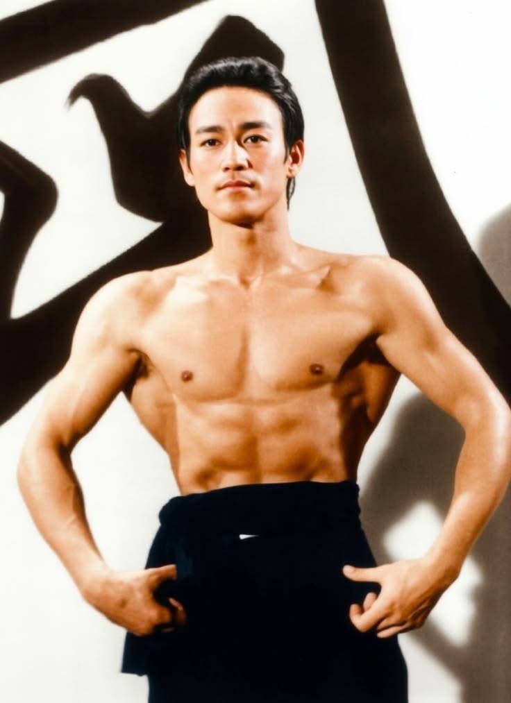 エンターベイ 1/6 ブルース・リー 怒りの鉄拳 精武門 李小龍 ブルース