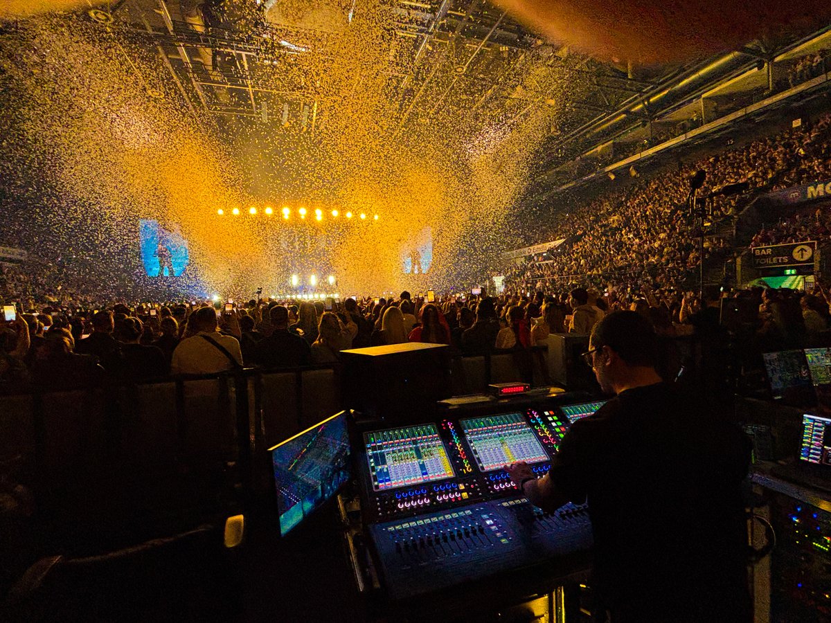 DiGiCo_official's tweet photo. Alex Warren’s world tour hit Nottingham, we visited, as Clair Global supplied a Quantum7 and Quantum338 Pulse! https://t.co/aEi0lgyJZ1