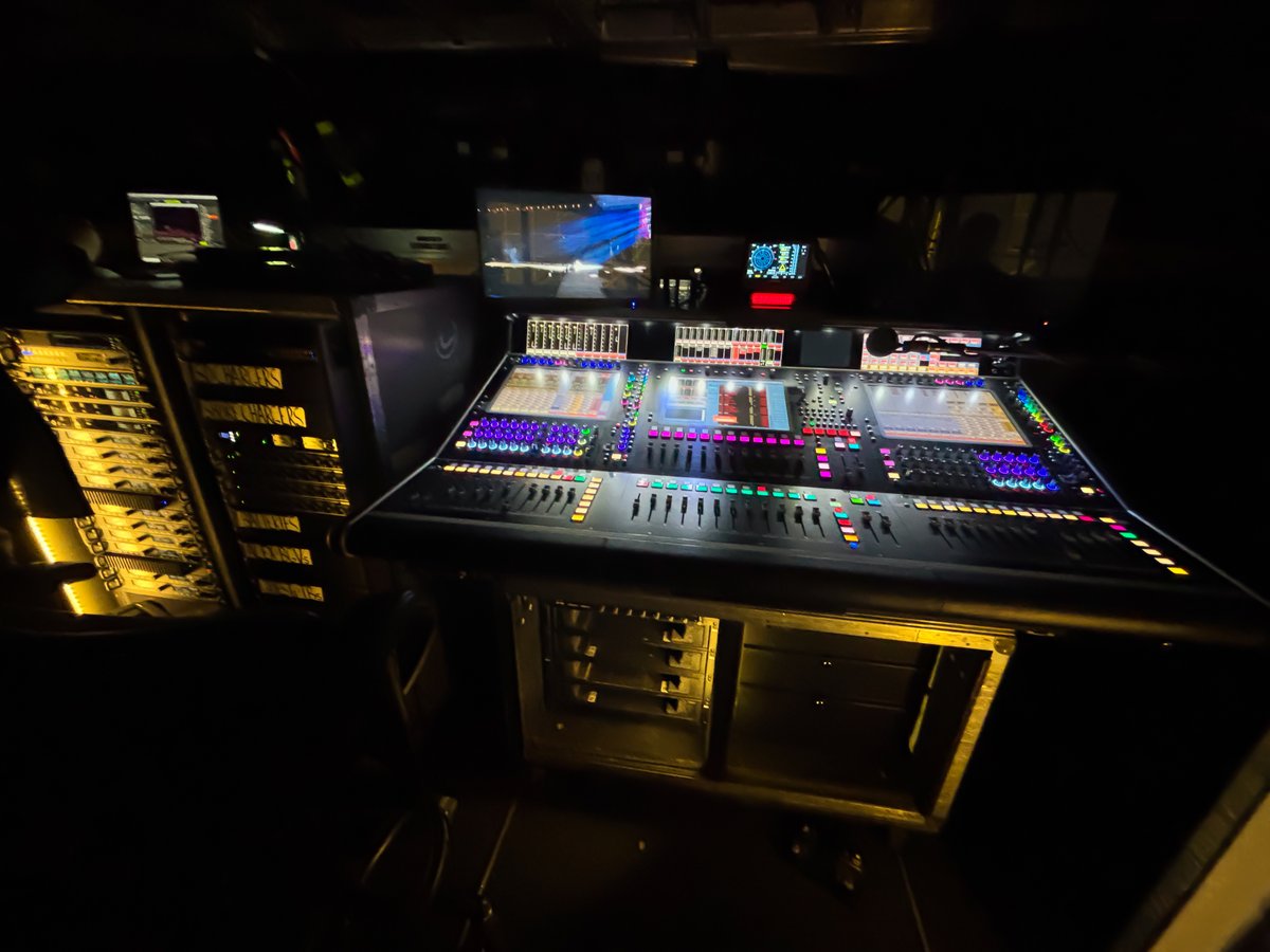 DiGiCo_official's tweet photo. Alex Warren’s world tour hit Nottingham, we visited, as Clair Global supplied a Quantum7 and Quantum338 Pulse! https://t.co/aEi0lgyJZ1
